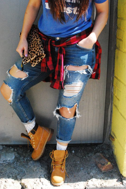 ripped jeans and timberlands