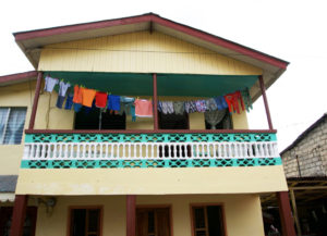 yellow-house-drying-clothes-soufriere-saint-lucia