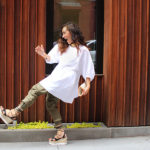 green-silk-pants-white-zara-poplin-dress-ootd-fashion-blogger-11