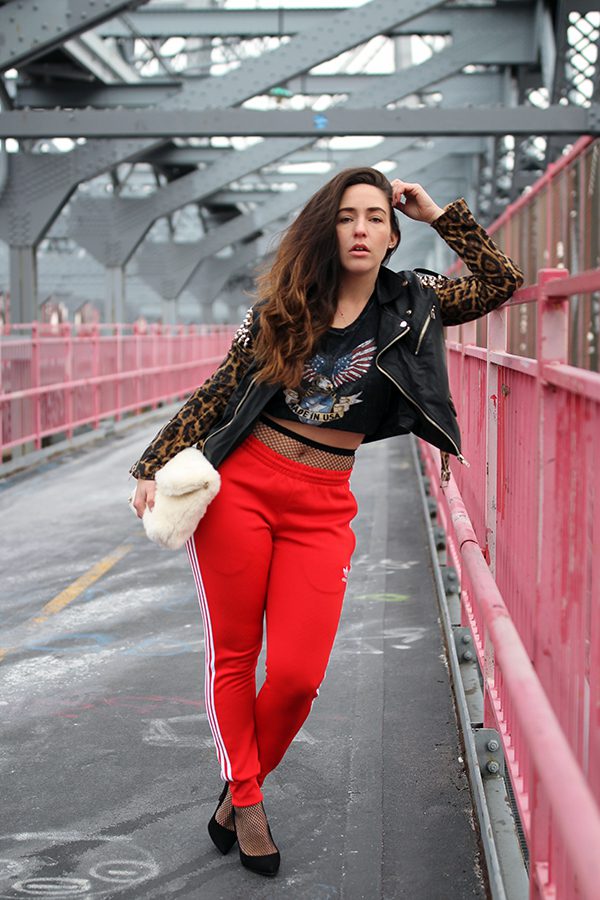 Valentine's Day: A Curvy Girl's Guide to Wearing Sweatpants - Merideth  Morgan