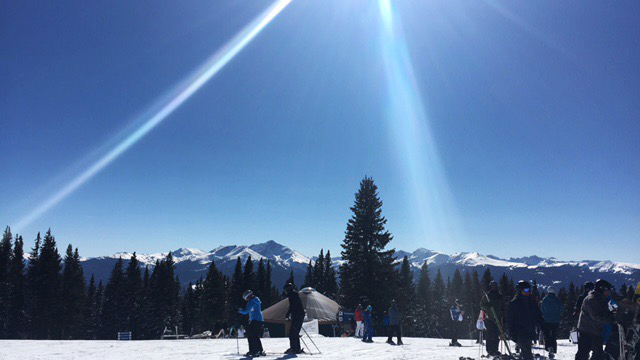 Vail-Colorado-us-burton-open-skiing-travel-blogger-21