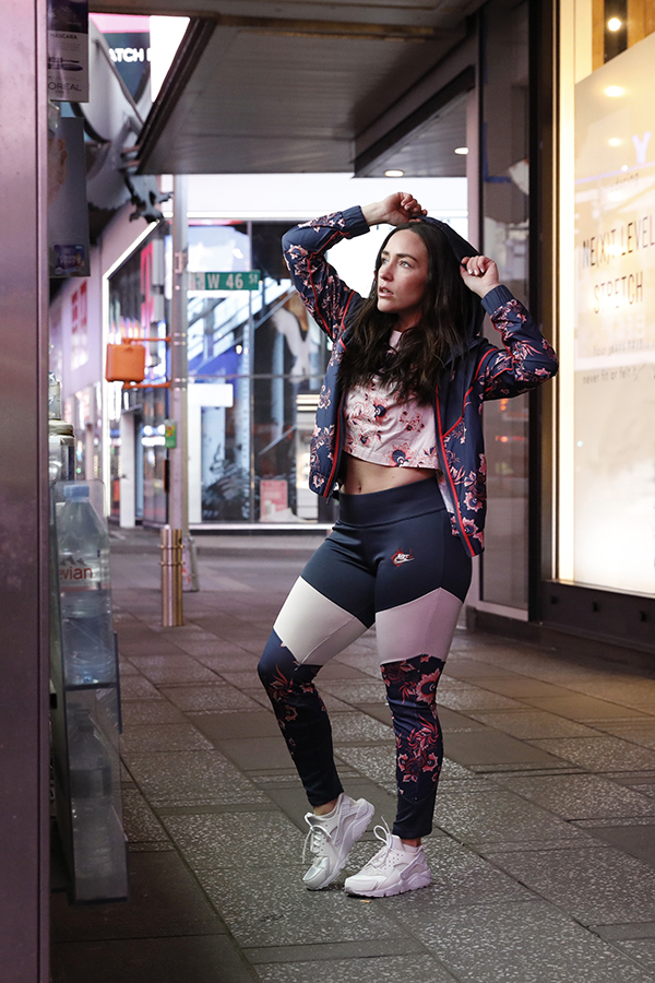 nike-valentines-day-floral-workout-gear