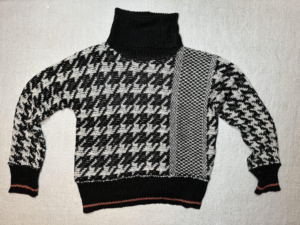 Venus knit sweater
