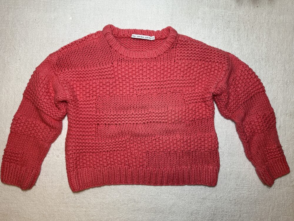 Pink/red sweater