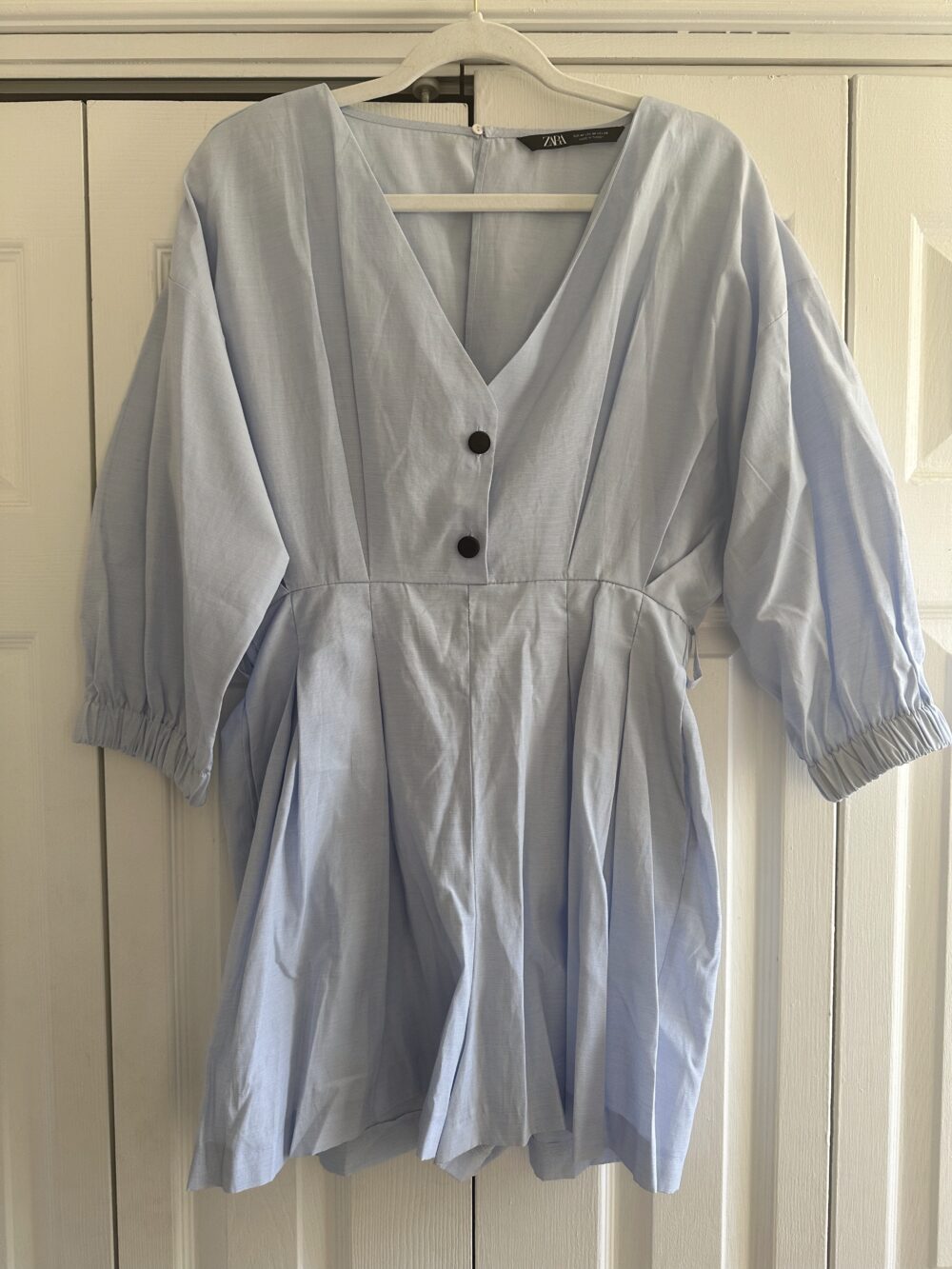 blue puffy dress