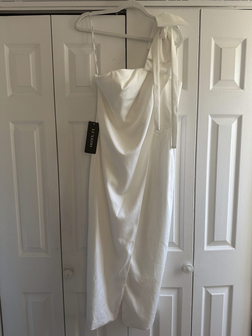 white one shoulder dress