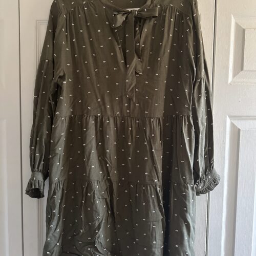 green polka-dot dress