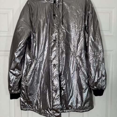 metallic puffer