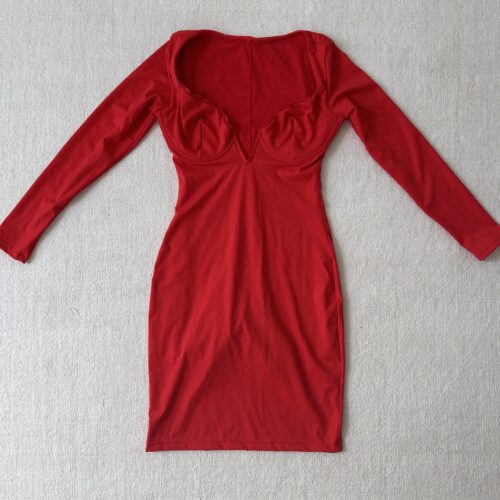 red fitted cocktail dress